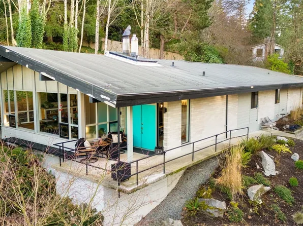 15109 SE 53rd Place, Bellevue, WA 98006