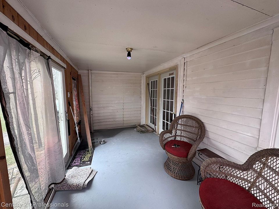 2021 W Rose Center Rd, photo 15