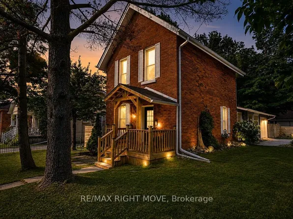 119 Emily St, Orillia, ON L3V 5V2