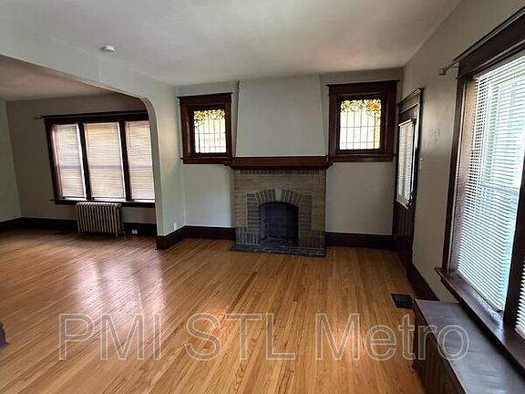 3rd image of 3668 Wilmington Ave