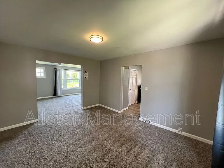 4859 E 97th St #DOWN — Photo 7