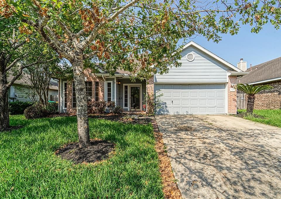 1st image of 1523 Crescent Shores Ln
