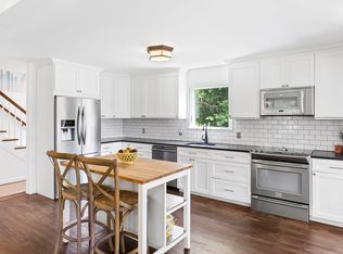 190 Millstone Rd, Water Mill, NY 11976