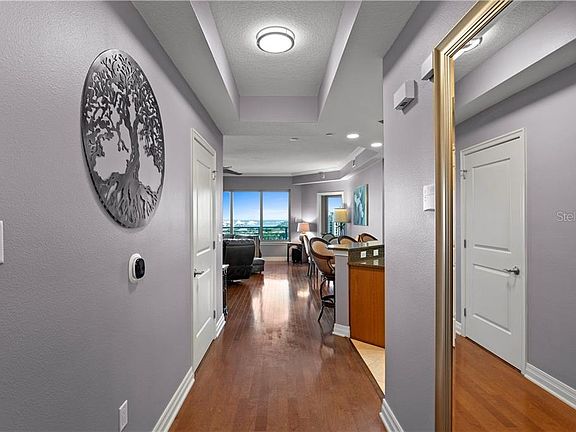 4th image of 449 S 12th St Unit 1103