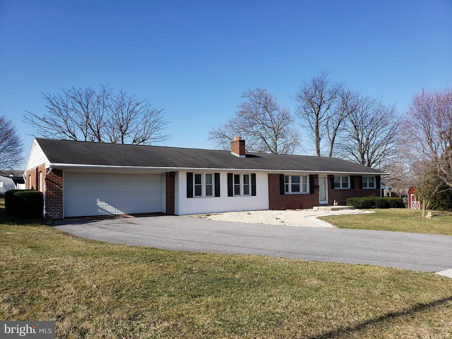 114 W Walter Ave photo 1