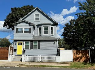 170 Holroyd St, Bridgeport, CT 06606