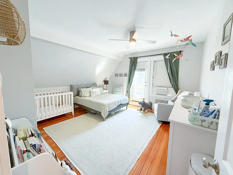 410 S Huntington Ave #3 — Photo 25