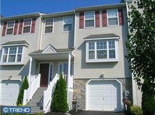 6 Linda Ln, Aston, PA 19014
