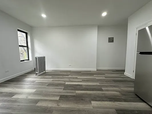 Rented by Coda Real Estate NYC | media 12