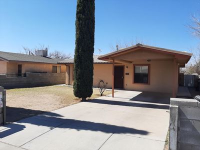 906 Rio Grande St, Las Cruces, NM, 88001