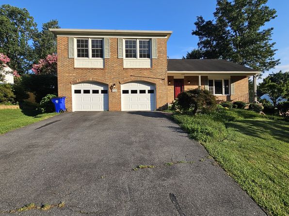 2305 Holly Spring Dr