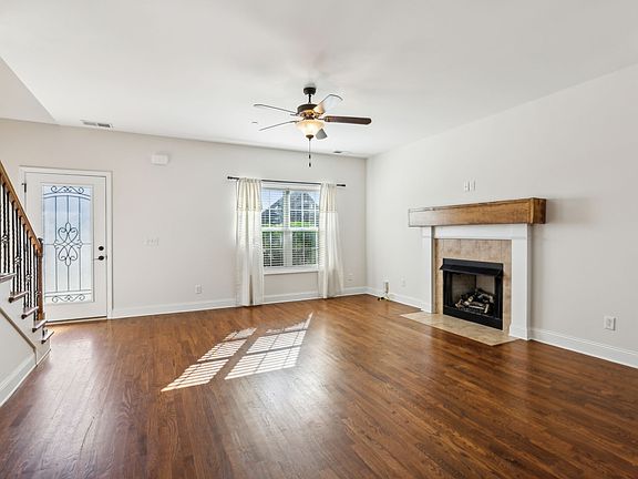 5th image of 1033 Grace Meade