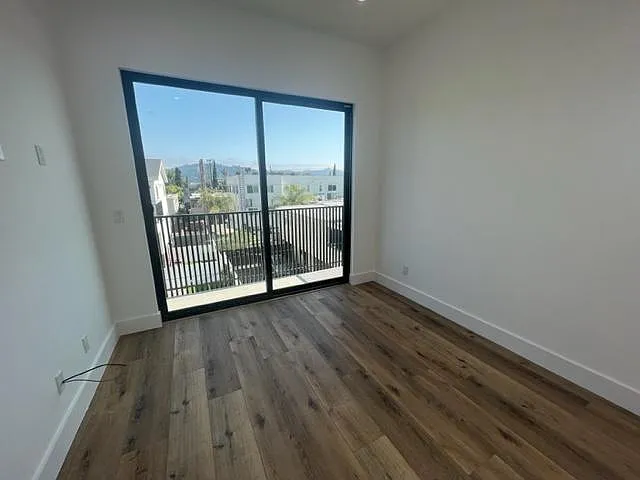 10812 Peach Grove St — Photo 18