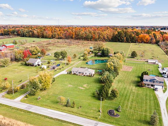 5th image of 321 Township Road 581