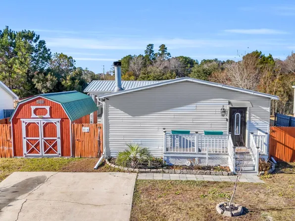 8586 Edgewood Dr., Myrtle Beach, SC 29588