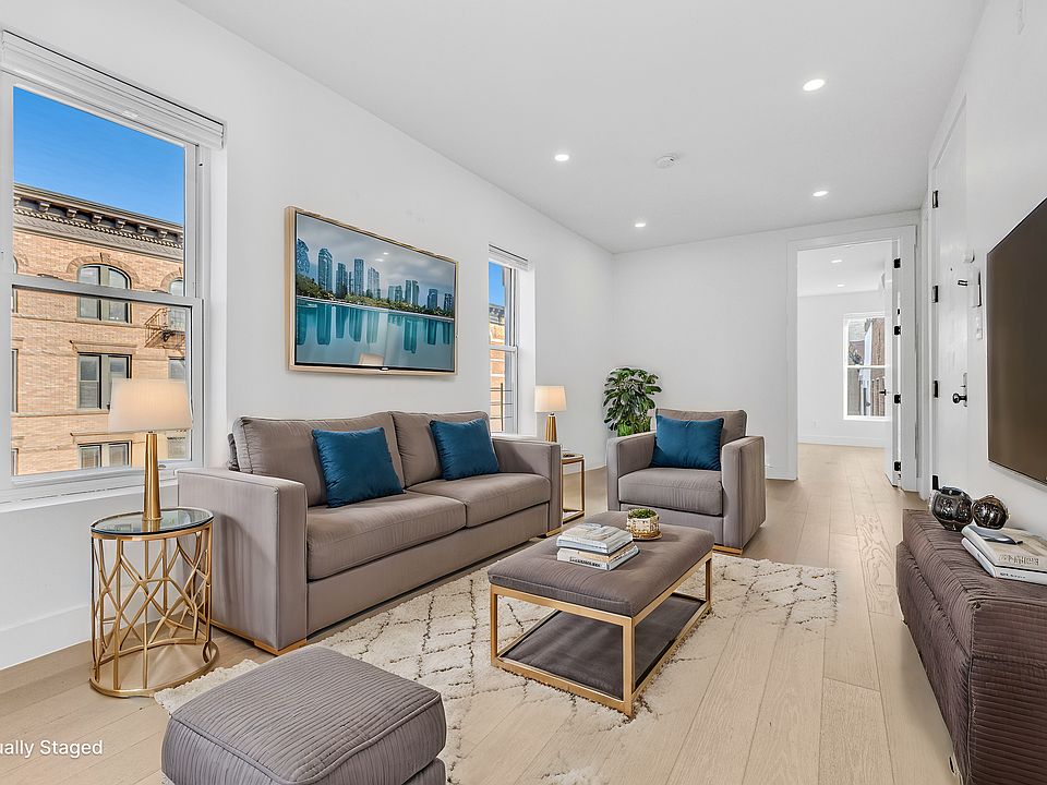 1st image of 426 15th St APT 3L