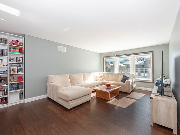 5th image of 1923 Kingsley Dr