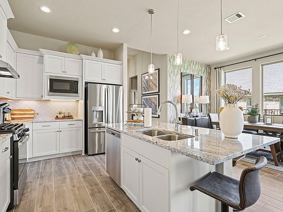 7th image of this home