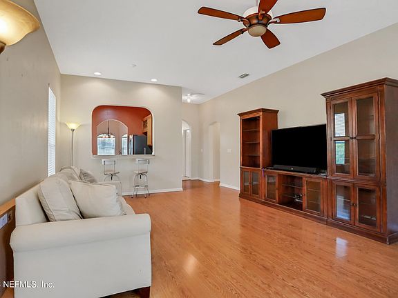 3rd image of 1441 STOCKBRIDGE Lane