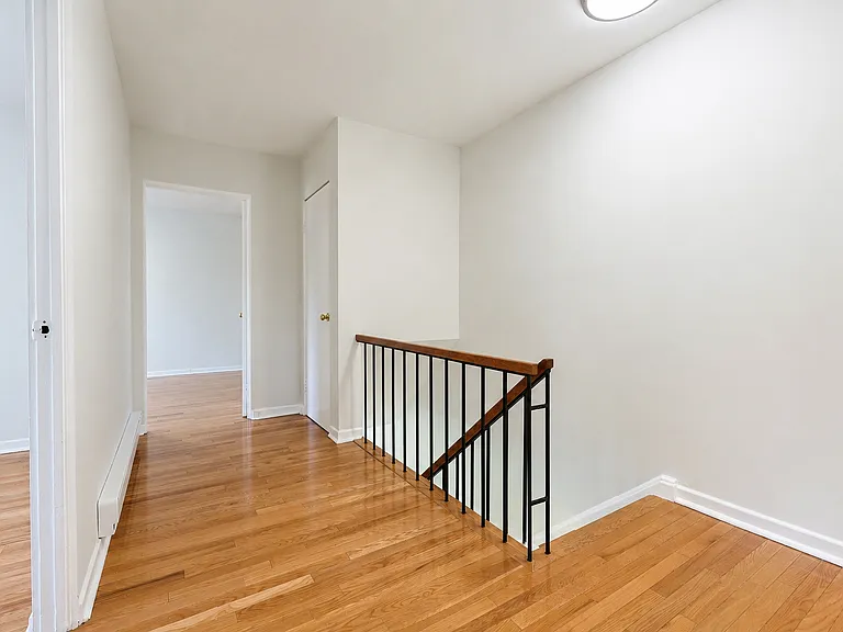 1350 Winding Trl — Photo 25