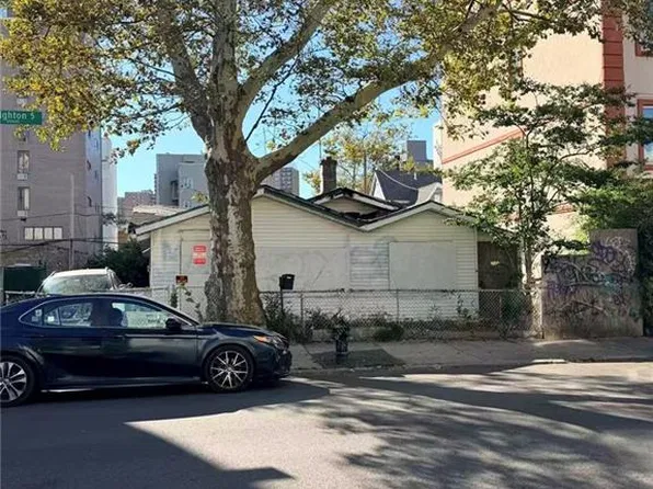 2932 Brighton 5th St, Brooklyn, NY 11235