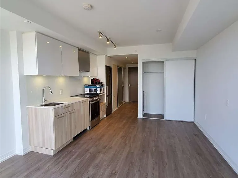 251 Jarvis St #3711 — Photo 3