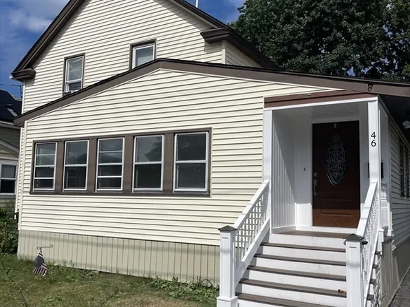 46 Foster St, Lowell, MA 01851