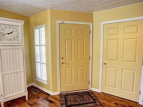 2nd image of 95 Heritage Green Dr