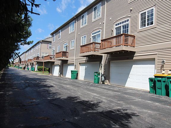 3rd image of 209 Station Park Cir