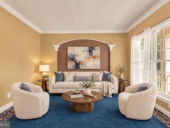 4th image of 3232 Lost Pond Ct