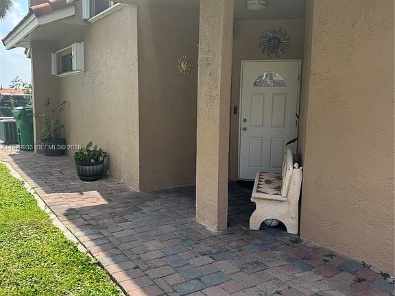 2nd image of 8270 NW 191st Ln #13L