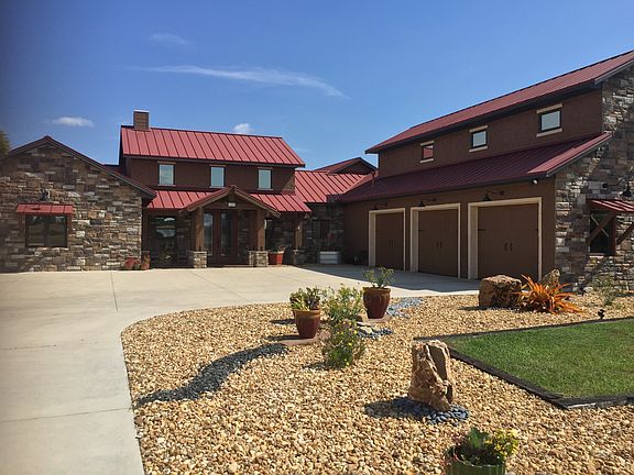 5th image of 496 Sunset Pointe Dr