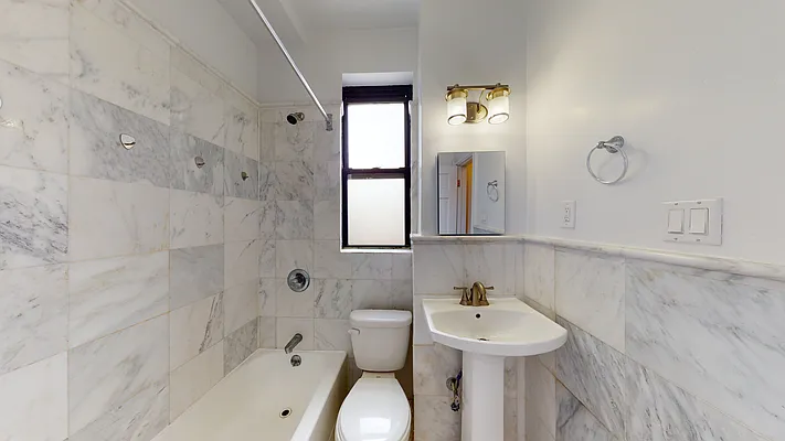 Rented by Bond New York | media 11