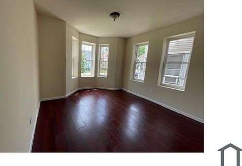 1st image of 84 Carnegie Ave APT 1L
