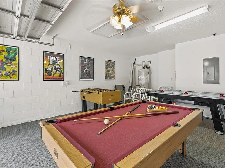 239 Carrera Ave — Photo 20