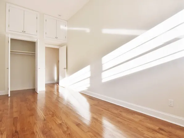 309 West 76th Street image 9 of 21