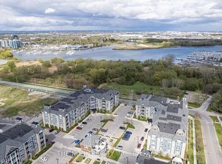 670 Gordon St #213, Whitby, ON L1N0K9