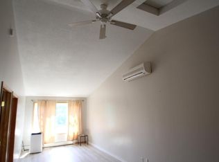 401 W Main St APT 202, Anoka, MN 55303