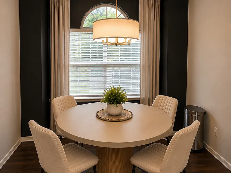 3111 W Woodfield Way — Photo 4