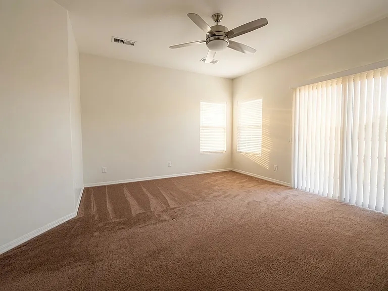 25591 W Saint Catherine Ave — Photo 9