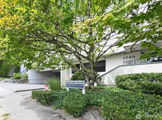 1740 NE 86th St APT 101, Seattle, WA 98115