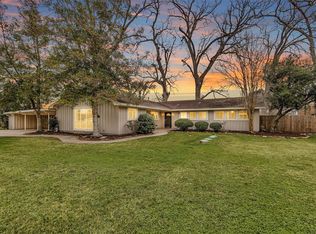 215 Neal Rd, Wharton, TX 77488