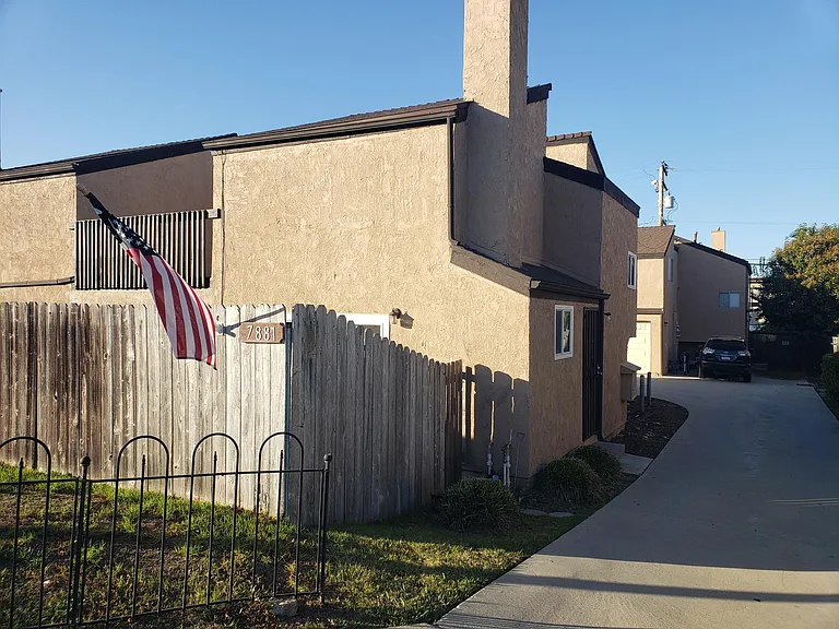 7881 Newman Ave #C — Photo 1
