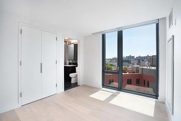 Rented by Cyberapts Management | media 7