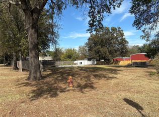 701 NE 4th St, Wagoner, OK 74467