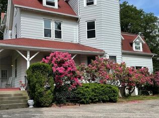 313 Berkeley Ave, Middletown, RI 02842