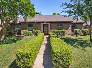 3410 Lilac Ln, Rowlett, TX 75089