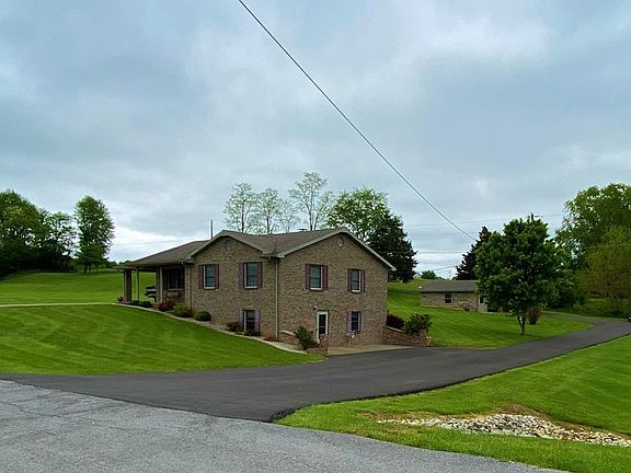 2nd image of 114 Parkview Dr