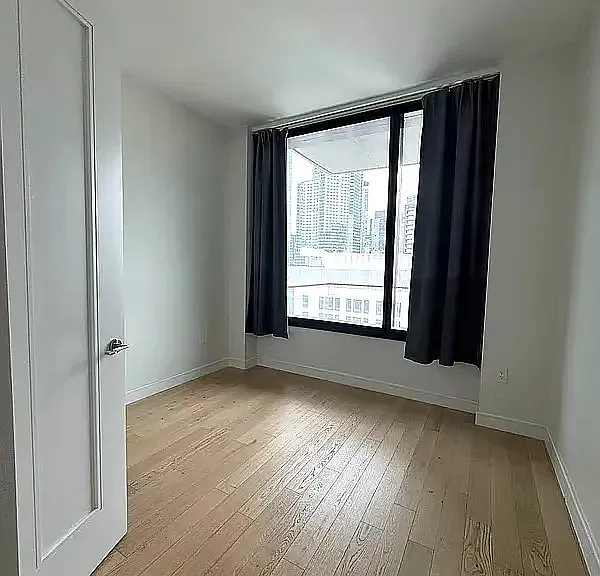 45-30 Pearson St #9C — Photo 9