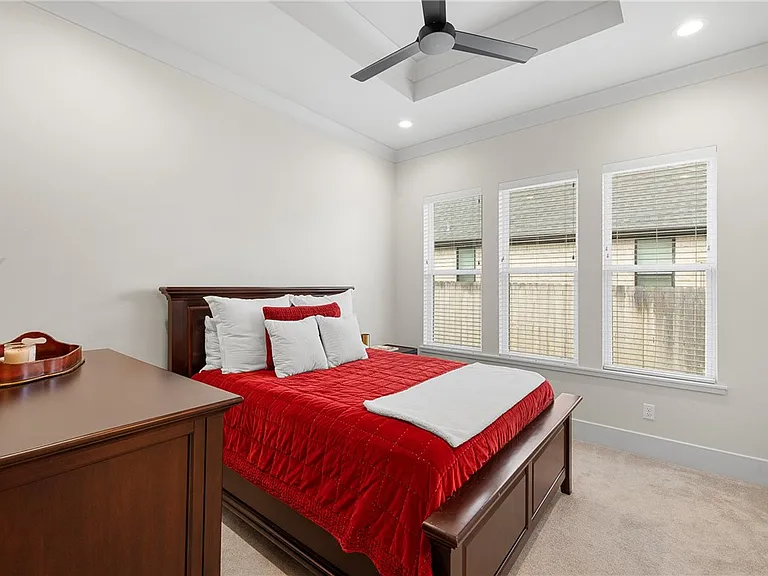 4906 Pearl River Ct — Photo 21